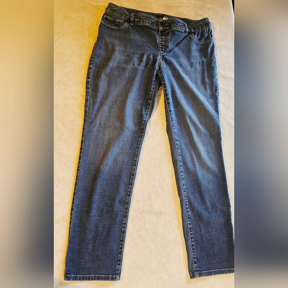 Chicos Platinum Denim Womens Jeans Size 2 Dark Wash Stretch Cotton Blend